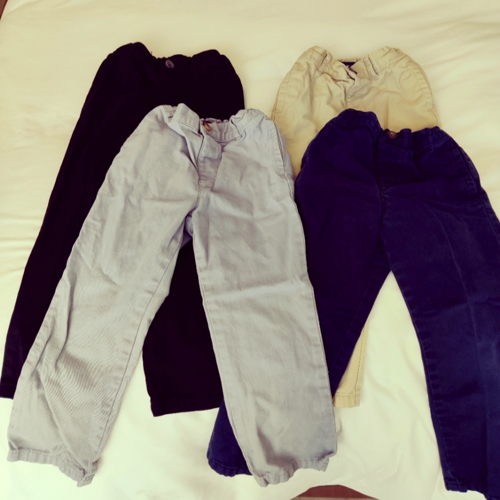 Children's place boy's Chino 4T